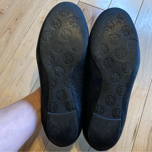 Tory Burch Reva Tumbled Black Leather Tonal ballet flats with leather logo 7.5 - Picture 6 of 6
